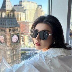 【CHANEL】2025年公式...