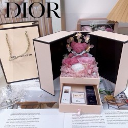 Dior ディオール 永生花ギ...