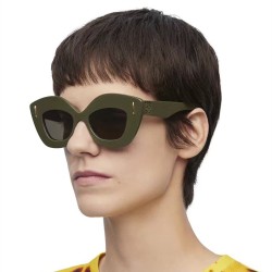 Loeweサングラス...