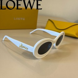 LOEWEの人気ファッションサ... LOEWEの人気ファッションサ...