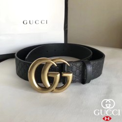 GUCCI牛革ベルト...