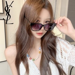 YSLサンローラン サングラス... YSLサンローラン サングラス...