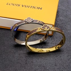 Louis Vuitton ル...