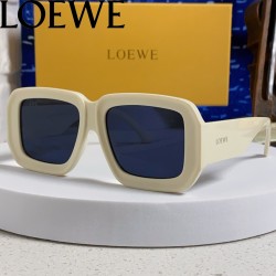 Loewe ロエベ 2025年...