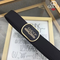 GUCCI牛革ベルト...