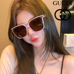 GUCCI グッチ サングラス...