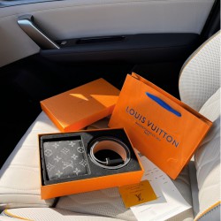 【LOUIS VUITTON】...