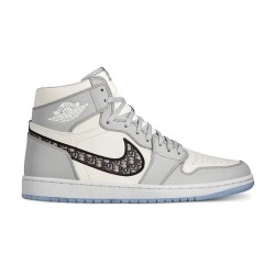 DIOR x NIKE AIR... DIOR x NIKE AIR...