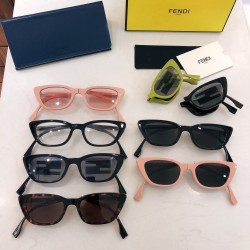 Fendi折りたたみサングラス... Fendi折りたたみサングラス...