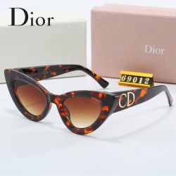 ディオールのクールな新作サング...