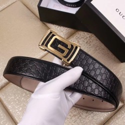 GUCCIカジュアルベルト...