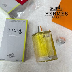 Hermes エルメスの控えめ...