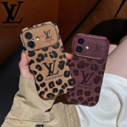 ルイ・ヴィトンのヒョウ柄スマホ...