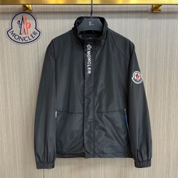 MONCLERリバーシブルクラ...