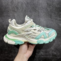 バレンシアガ トラック 2.0...