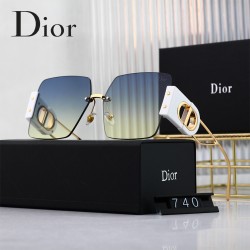 ディオールの新作フレームレスサ...