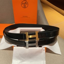 Hermes牛革ベルト...