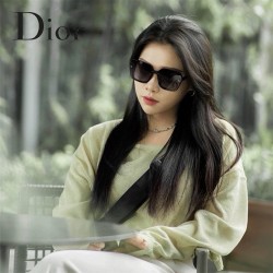 ディオールの偏光サングラス、ク... ディオールの偏光サングラス、ク...