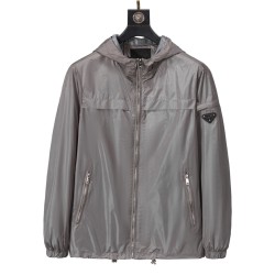 Prada プラダ リナイロン... Prada プラダ リナイロン...