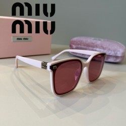 MIU MIUミュウミュウ 軽...