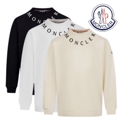 Moncler暖かくてスタイリ...