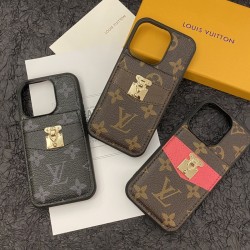 ルイ・ヴィトンのスマホケース ...