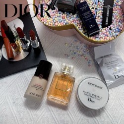 DIOR、 CHANEL シ... DIOR、 CHANEL シ...