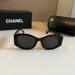 【CHANEL】シャネルの白黒... 【CHANEL】シャネルの白黒...