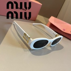 MIU MIU ミュウミュウ ...