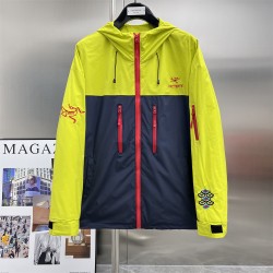 アークテリクスの秋冬新作ジャケ...