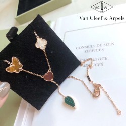 Van Cleef & Arp... Van Cleef & Arp...