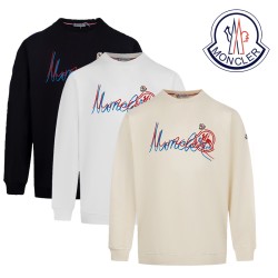 Moncler絶妙なデザインの... Moncler絶妙なデザインの...