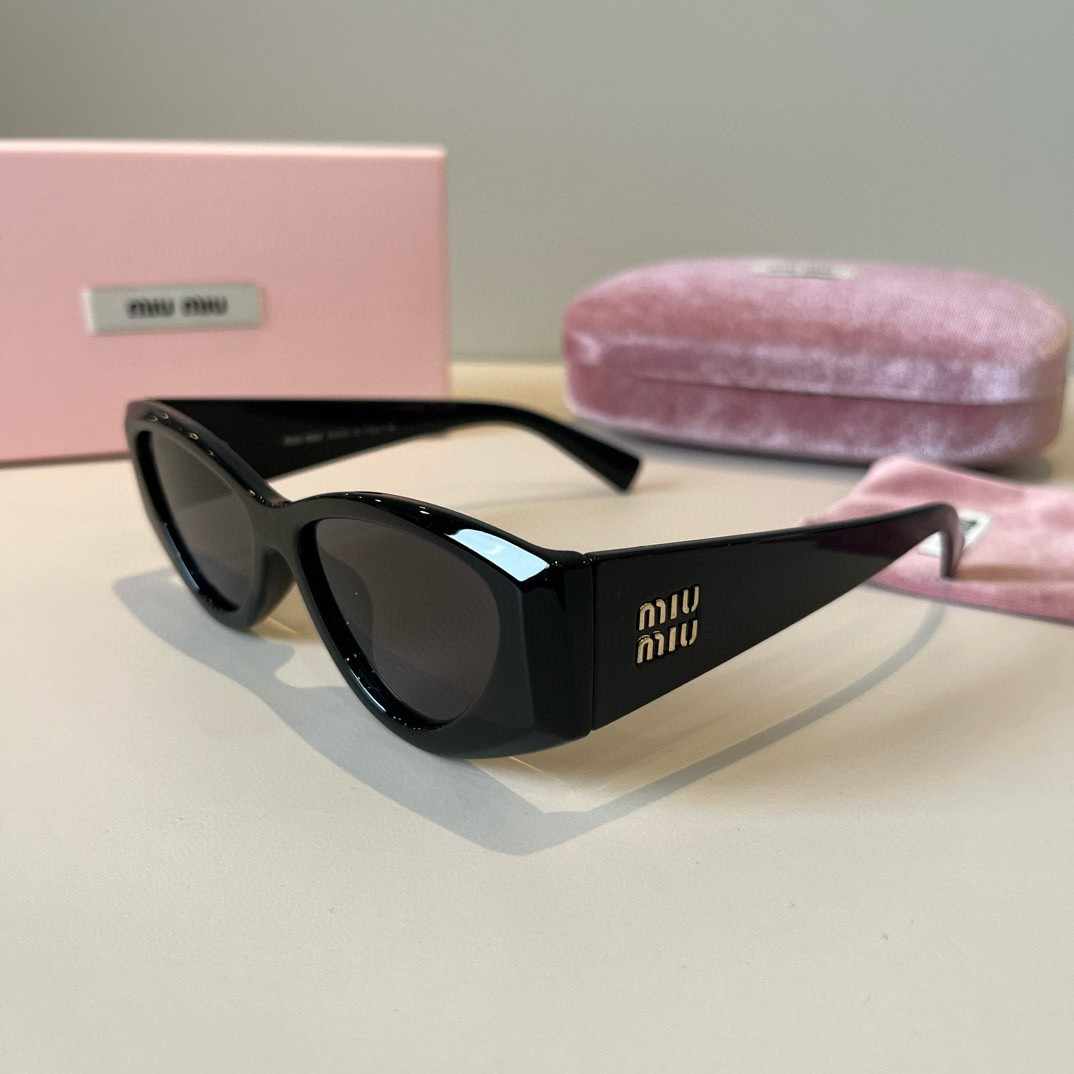 MIUMIU ミュウミュウ キャットアイサングラス78