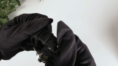 Y2meta.app-Unboxing the BRAND NEW IWC Aquatimer IW328802 l Jura Watches-(720p)[00_00_20--00_00_40].gif