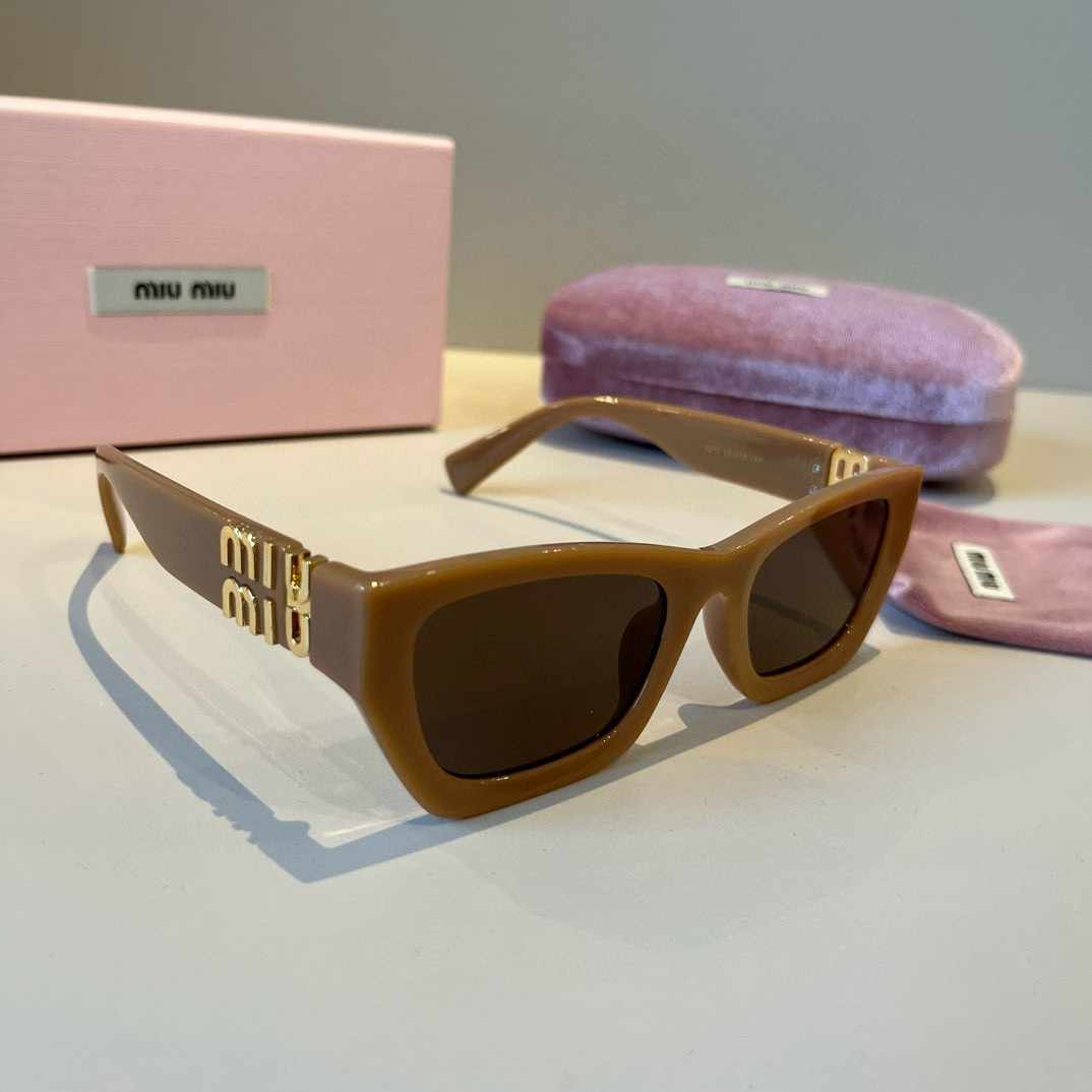 MIUMIU ミュウミュウ サングラスブラウン42