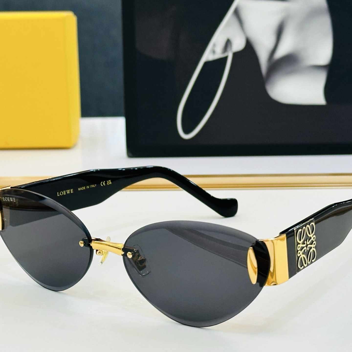 LOEWE ロエベ LW5126S ショルダーバッグ