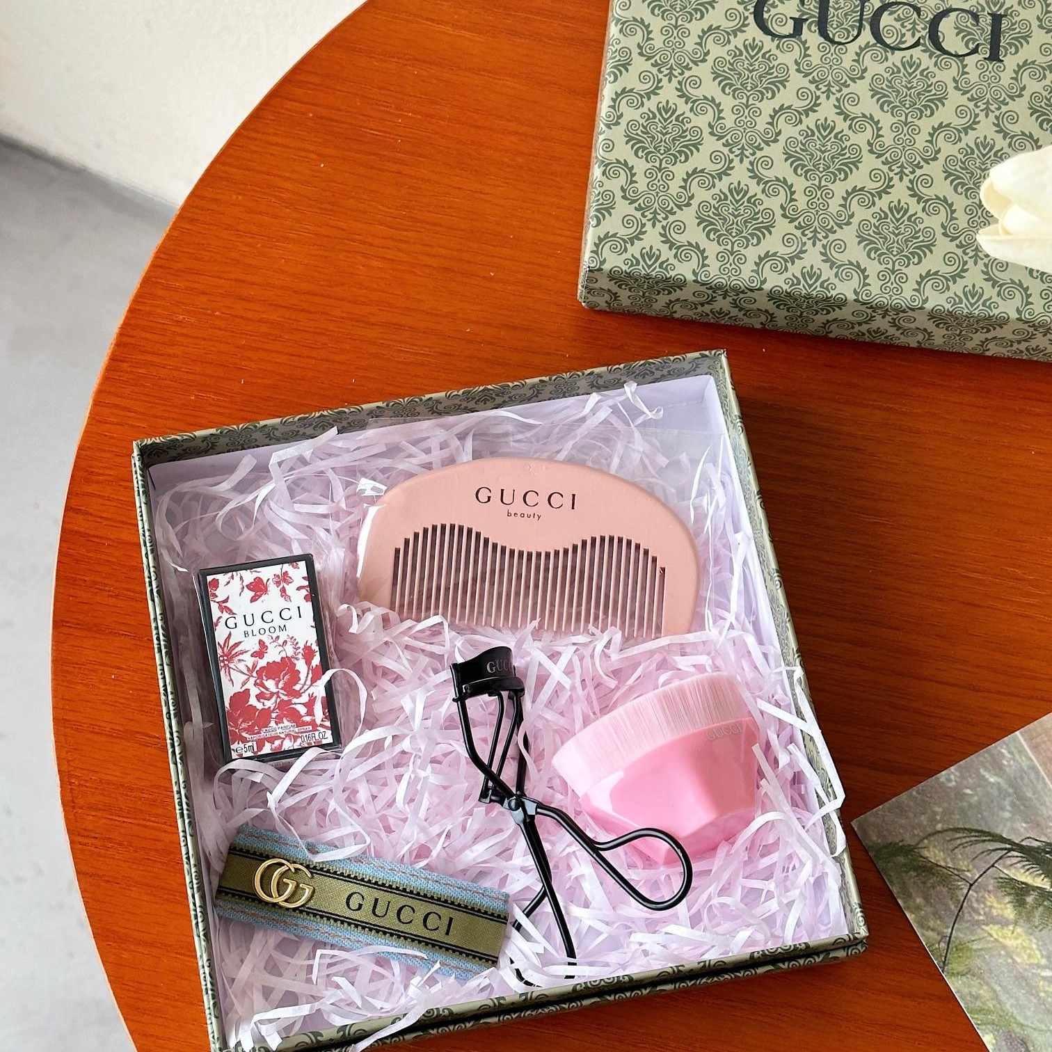 GUCCI グッチ 限定メイクアップ&フレグランスギフトセット 5点セット