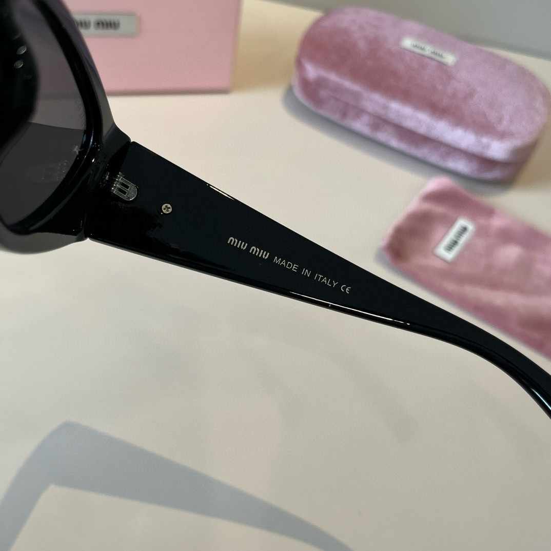 MIUMIU ミュウミュウ キャットアイサングラス78