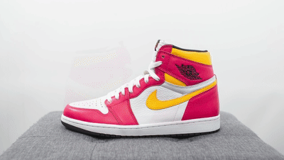 Air Jordan 1 Retro High OG _Light Fusion Red__ Review & On-Feet[00_00_49--00_01_09].gif