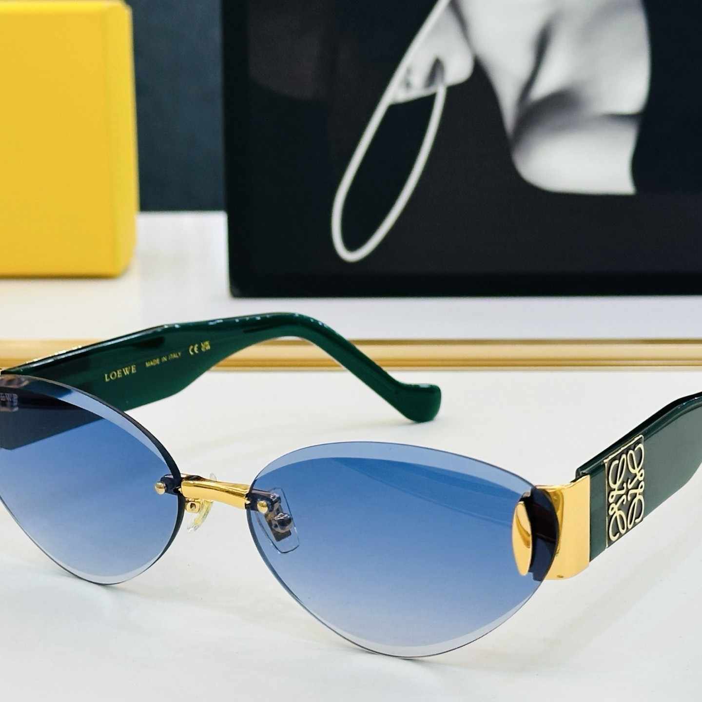 LOEWE ロエベ LW5126S ショルダーバッグ