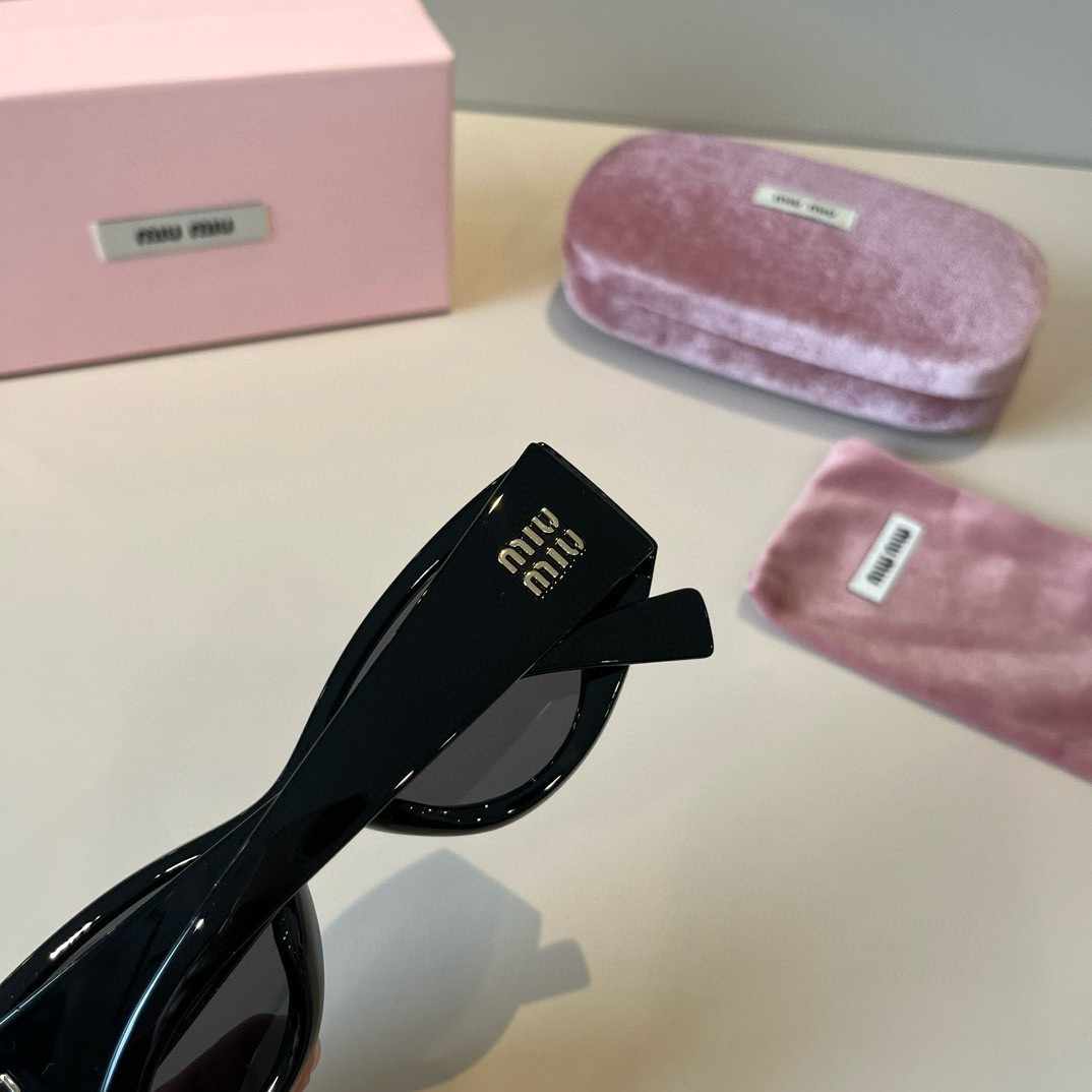 MIUMIU ミュウミュウ キャットアイサングラス78