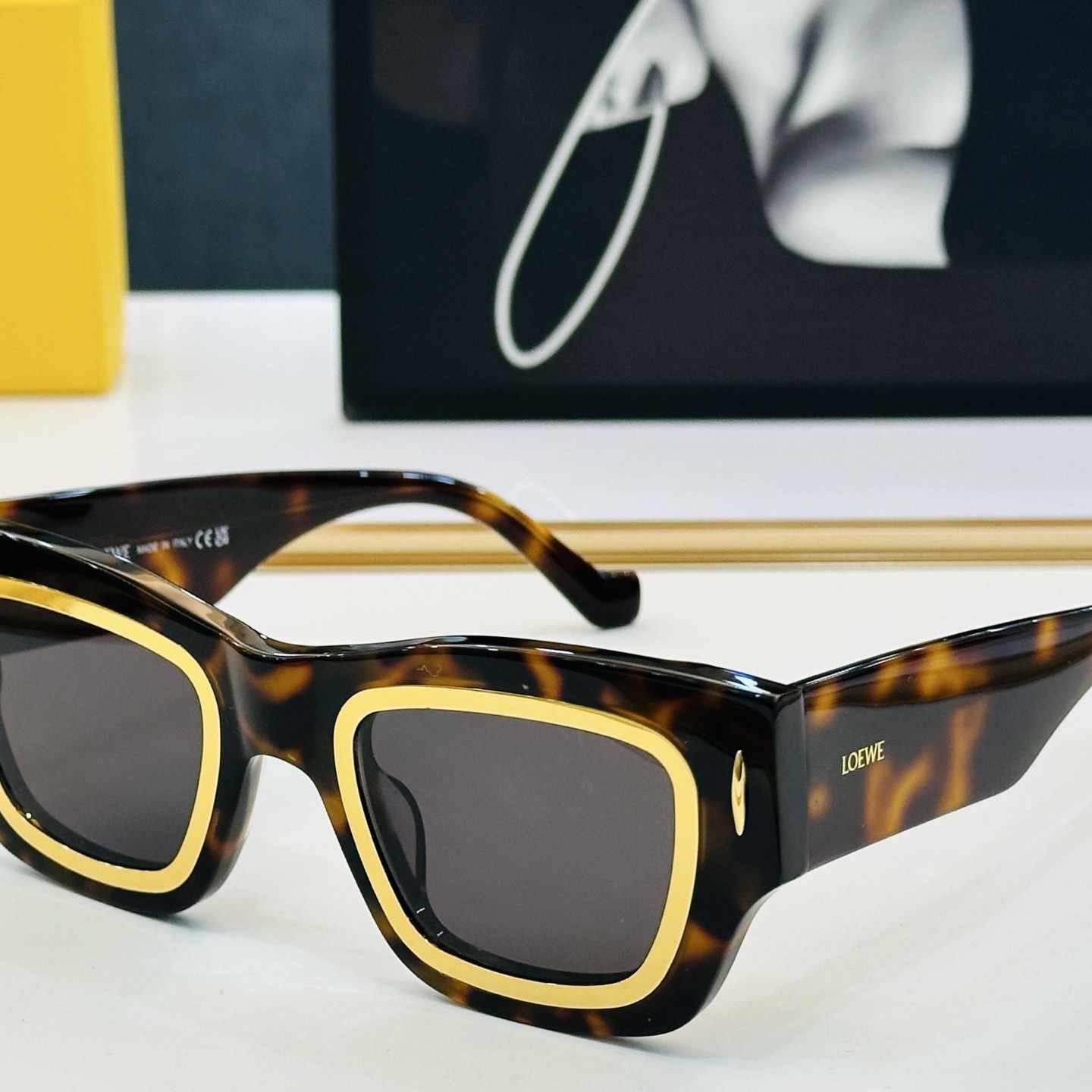 LOEWE ロエベ LW40178 サングラス サイズ53口17-145