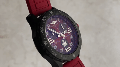 Y2meta.app-Unboxing_ Breitling Endurance Pro Ironman Edition X823109A1K1S1-(720p)[00_01_48--00_01_56].gif