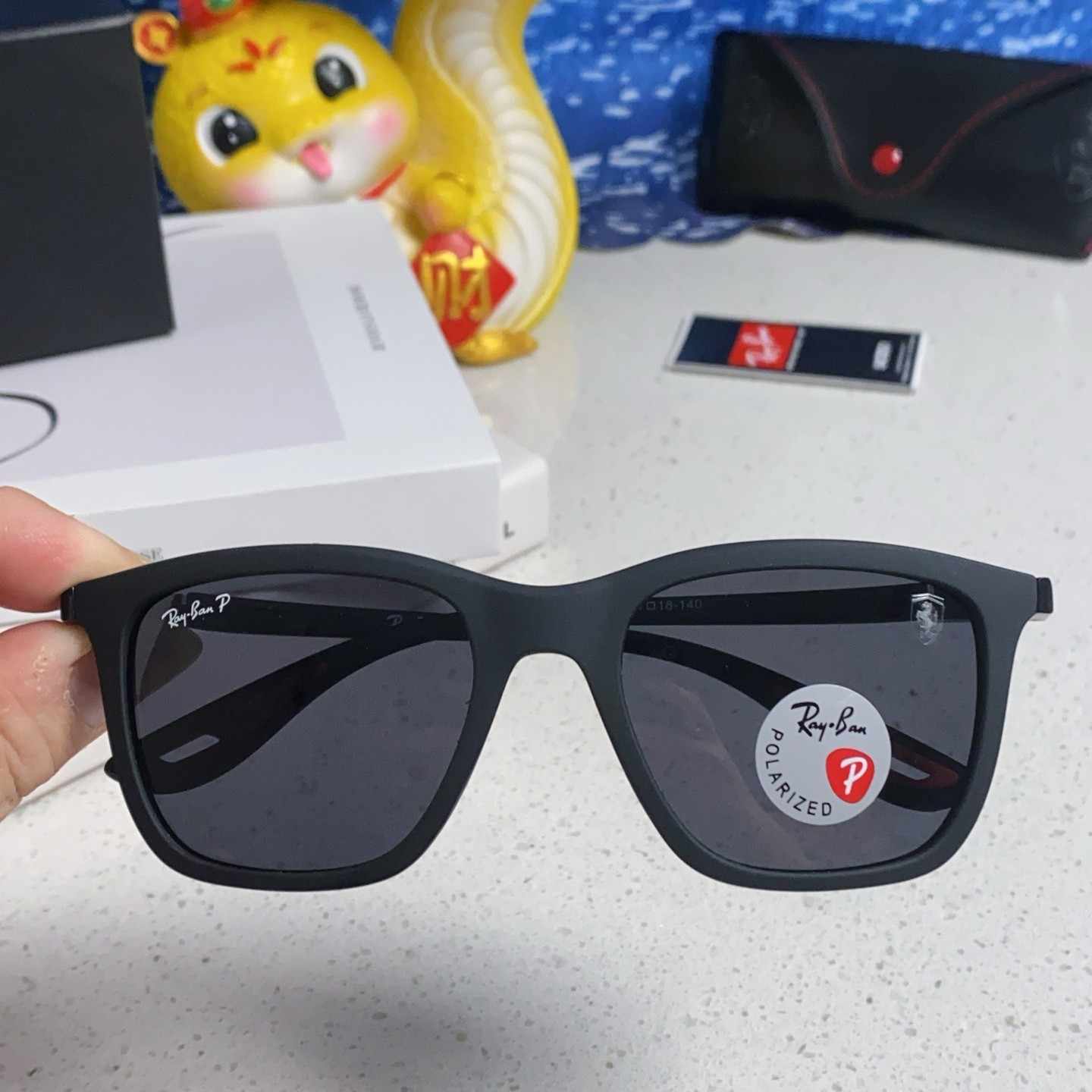 Ray-Ban レイバン ファッラリ コラボレーション サングラス RB7222 2025年最新モデル