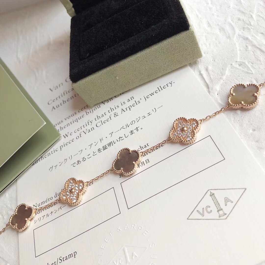 Van Cleef & Arpels ヴァンクリーフ&アーペル 灰貝母ダイヤモンド四葉草ブレスレット
