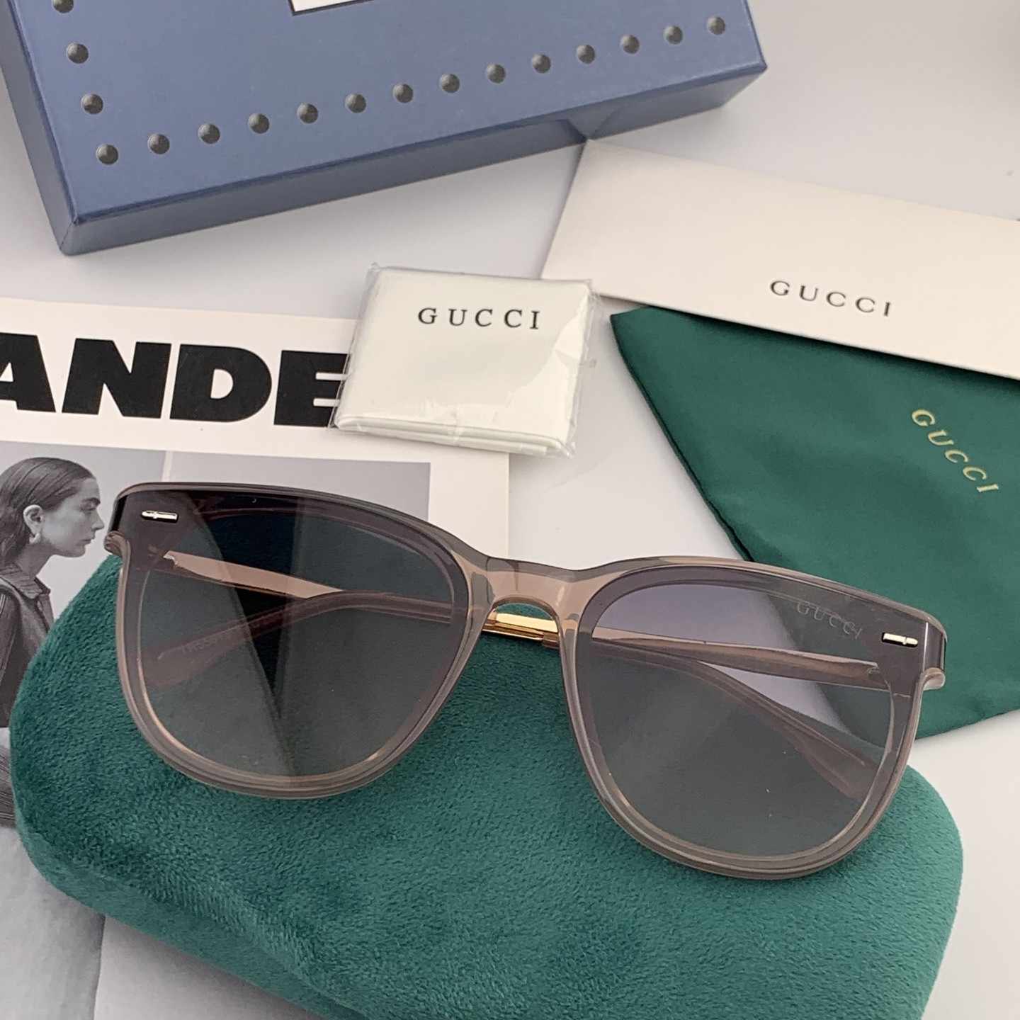 GUCCI グッチ 2025開春新作 ファッショナブルなスクエアフレーム サングラス G85501