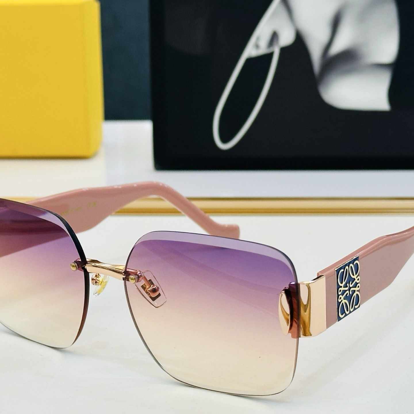 LOEWE ロエベ LW5125S サングラス サイズ:63口16-140