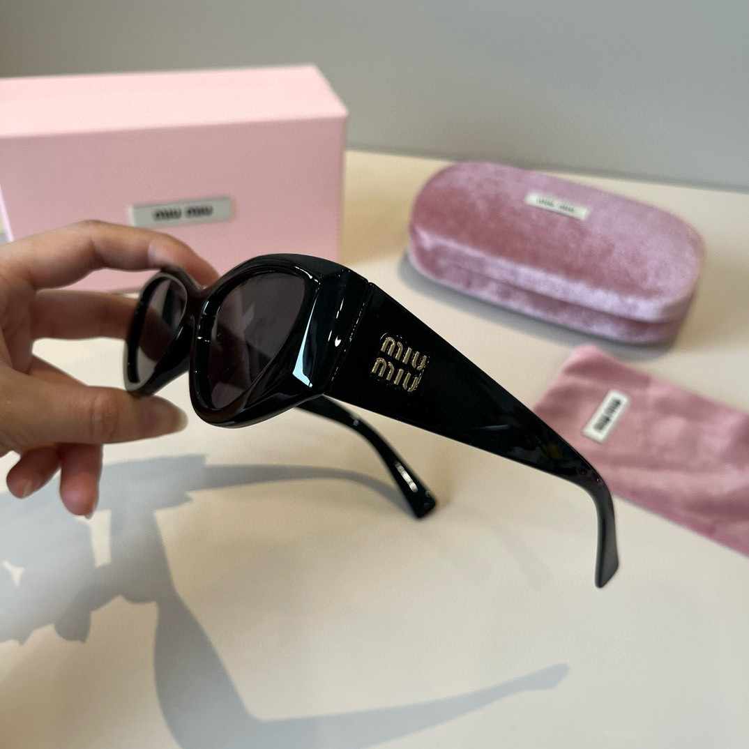 MIUMIU ミュウミュウ キャットアイサングラス78