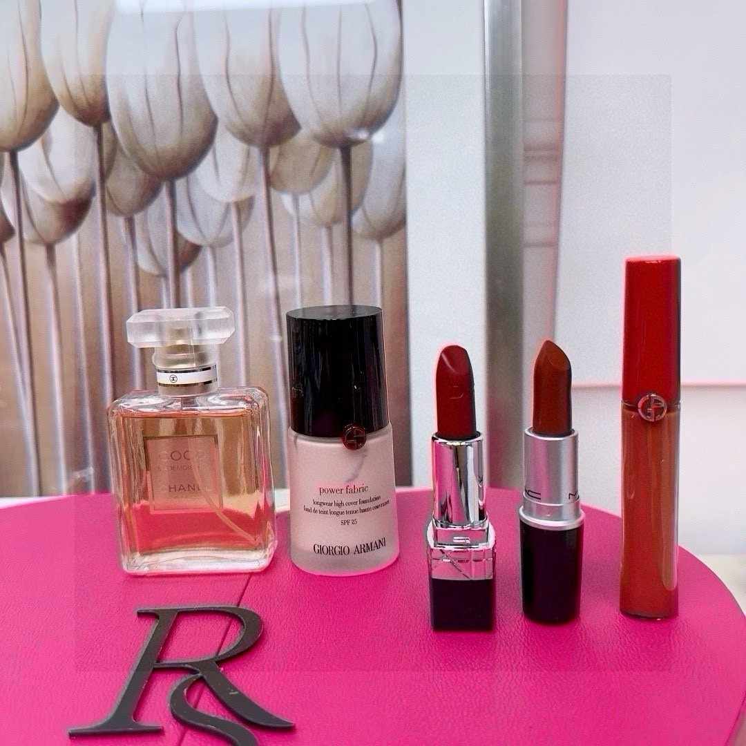 Dior ディオール、Chanel シャネル、Armani アルマーニ、MAC マック 美妝ギフトボックス ロックハートデザイン