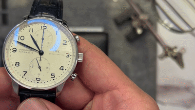 Y2meta.app-IWC Portugieser Chronograph – Reference no IW371446-(720p)[00_01_10--00_01_30].gif